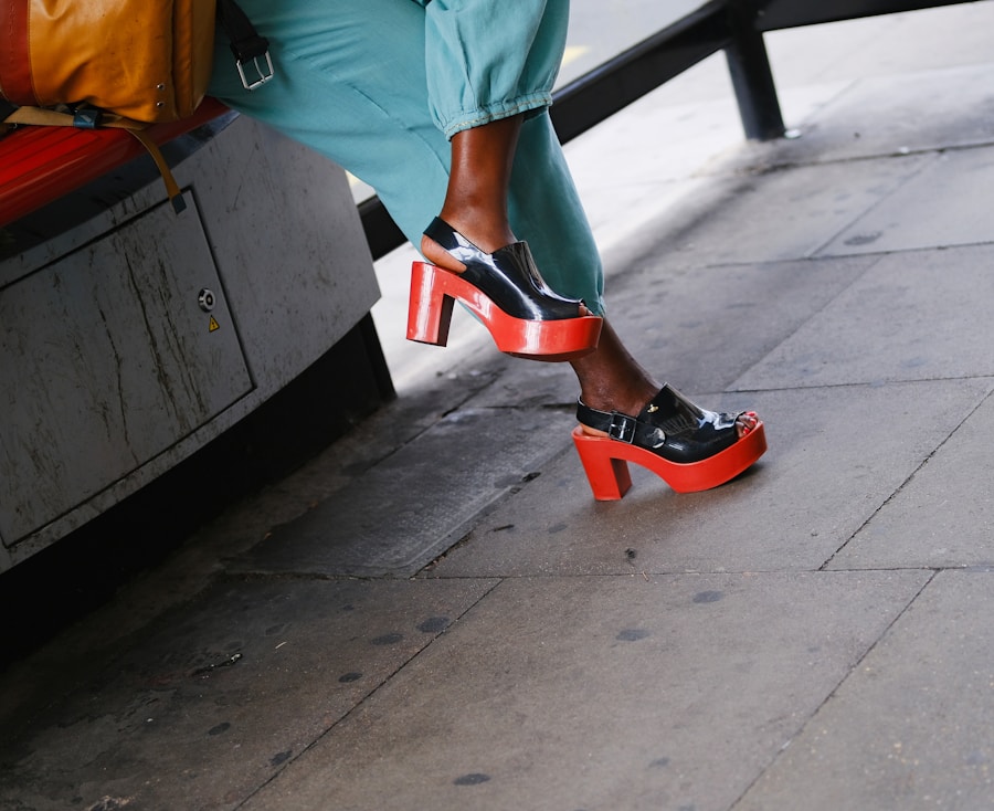 Photo "What shoes with a salmon skirt"